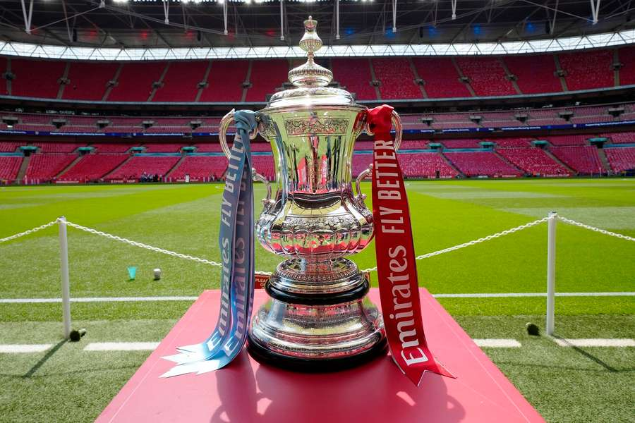 Semifinais da Copa da Inglaterra 2024/25: confira os confrontos