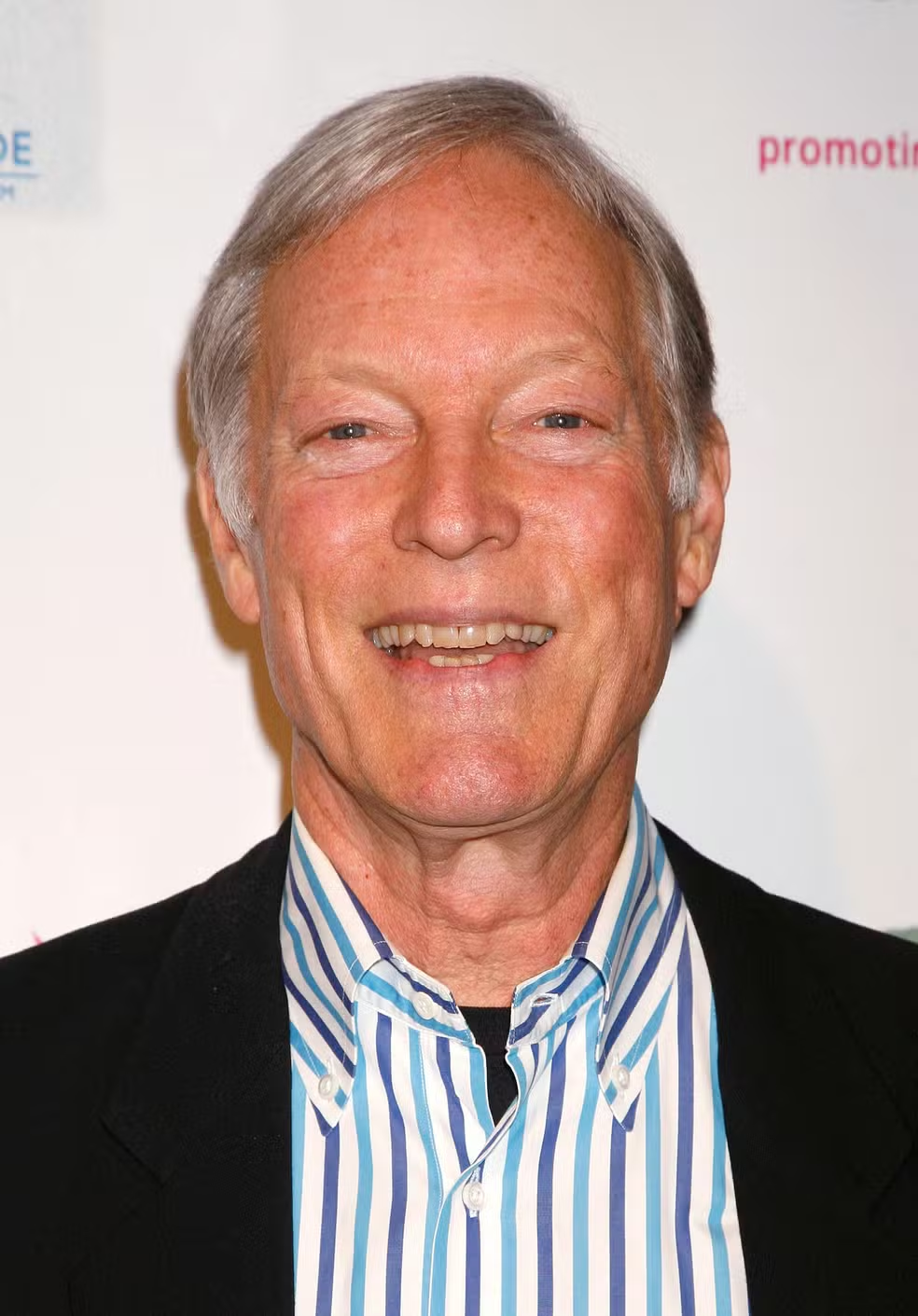 O ator Richard Chamberlain, conhecido pela sua atuação na série “Pássaros Feridos”, faleceu aos 90 anos.