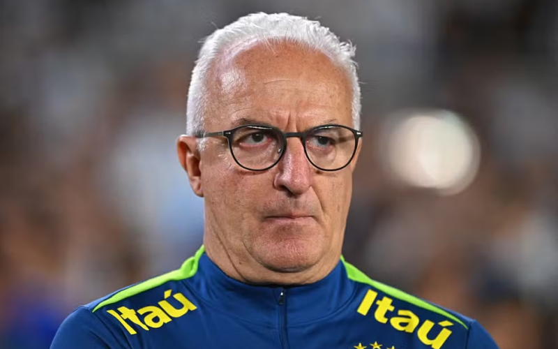 Dorival diz que planejamento falhou contra Argentina e admite pressão, mas avisa: “Nunca desisto