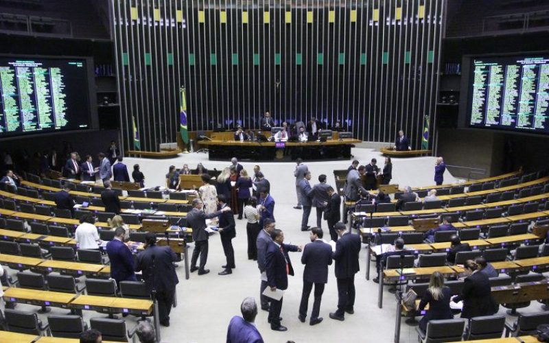 “Castração química para pedófilos: confira como cada deputado votou.”